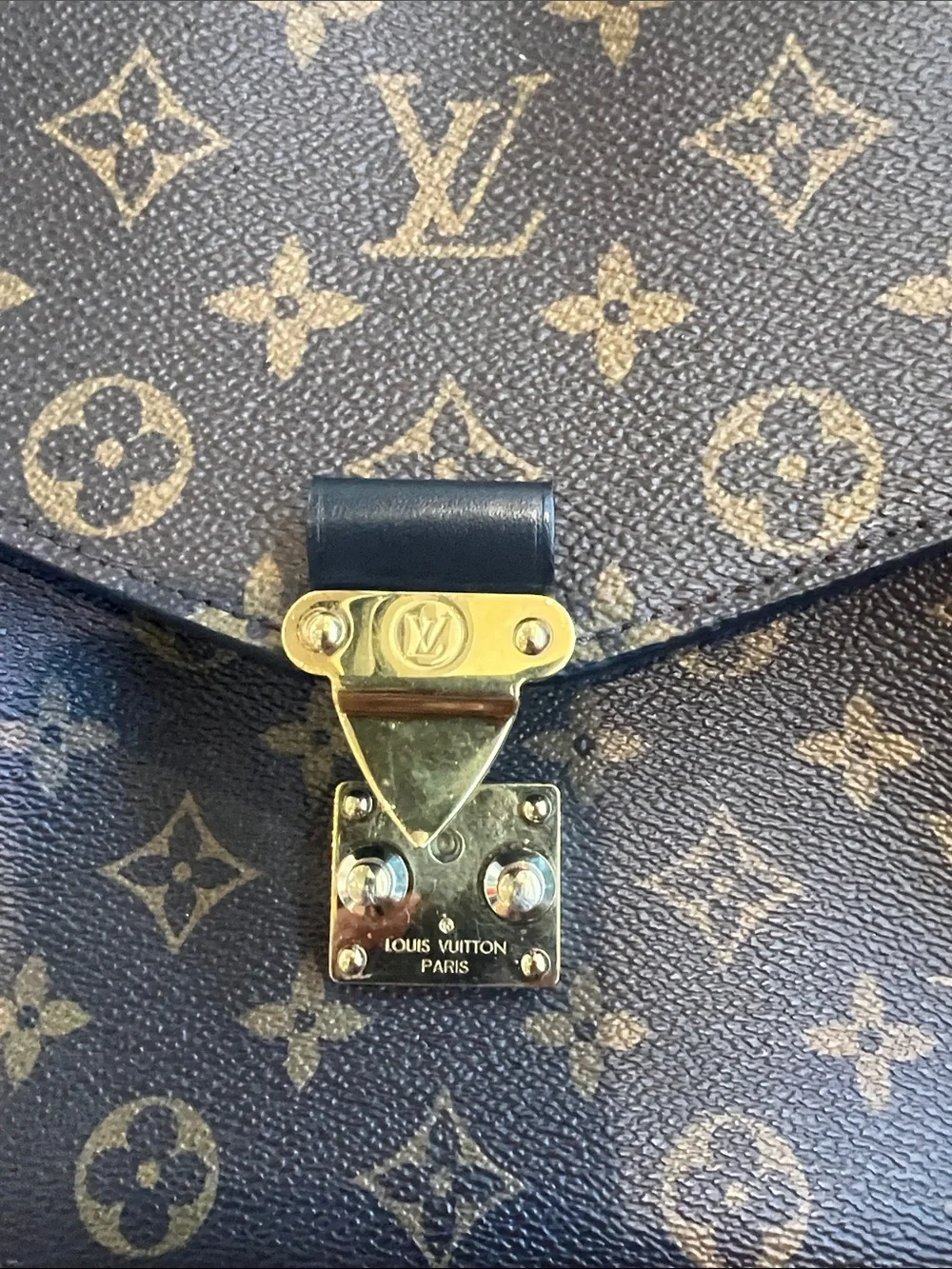 Louis Vuitton classic monogram